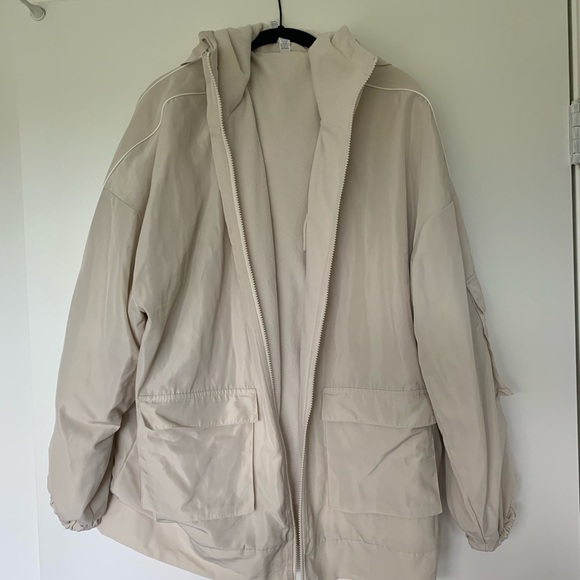 alo yoga legion jacket